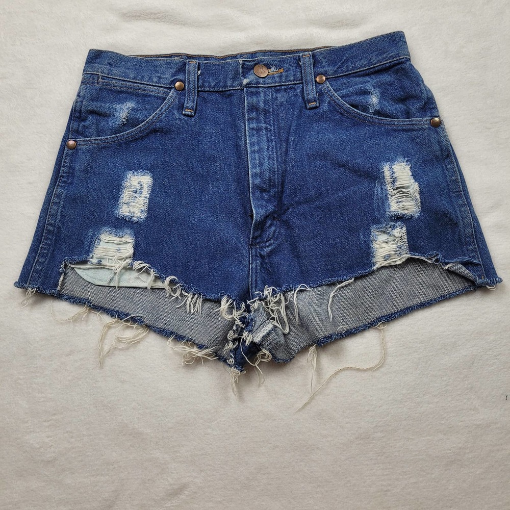 Wrangler Women's Size 29x38 Blue Cut Off Denim Shorts High Waisted Distressed